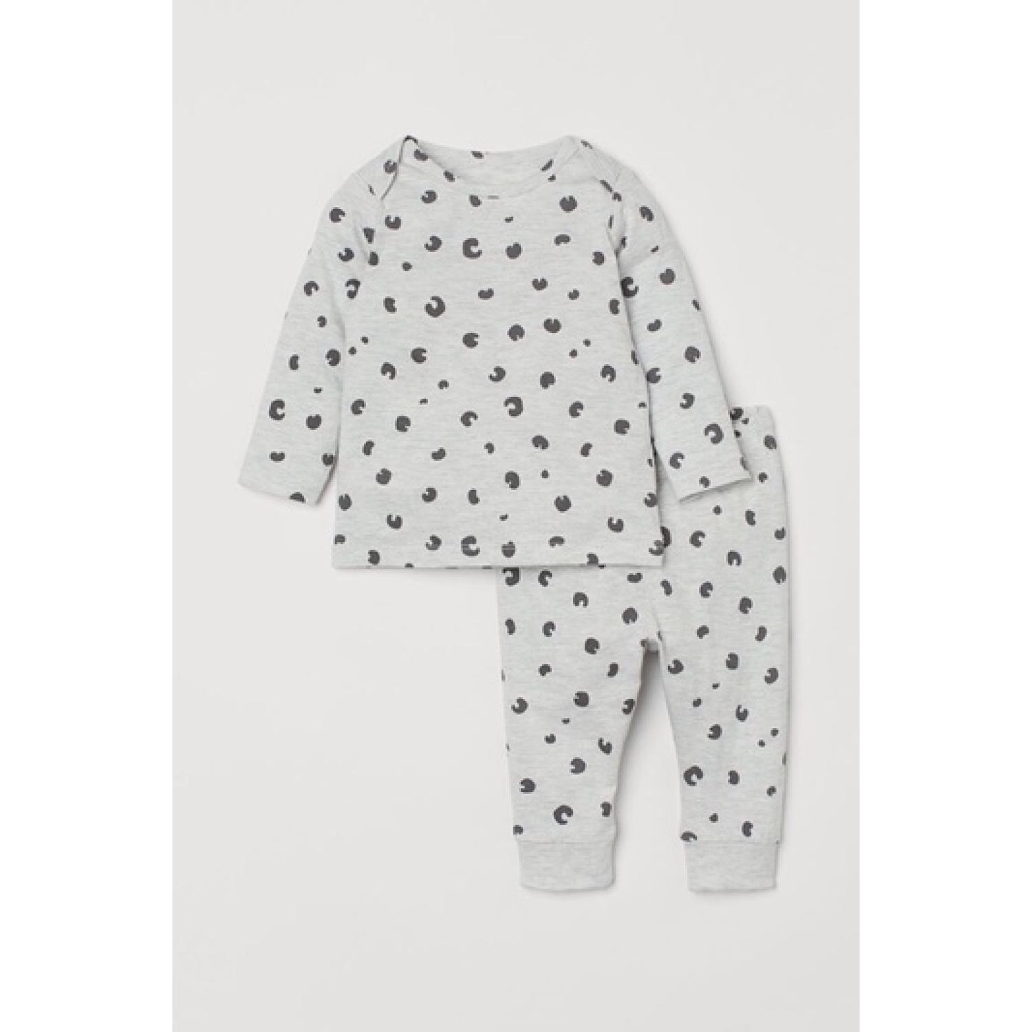 Set đồ H&M cực xinh cho bé trai