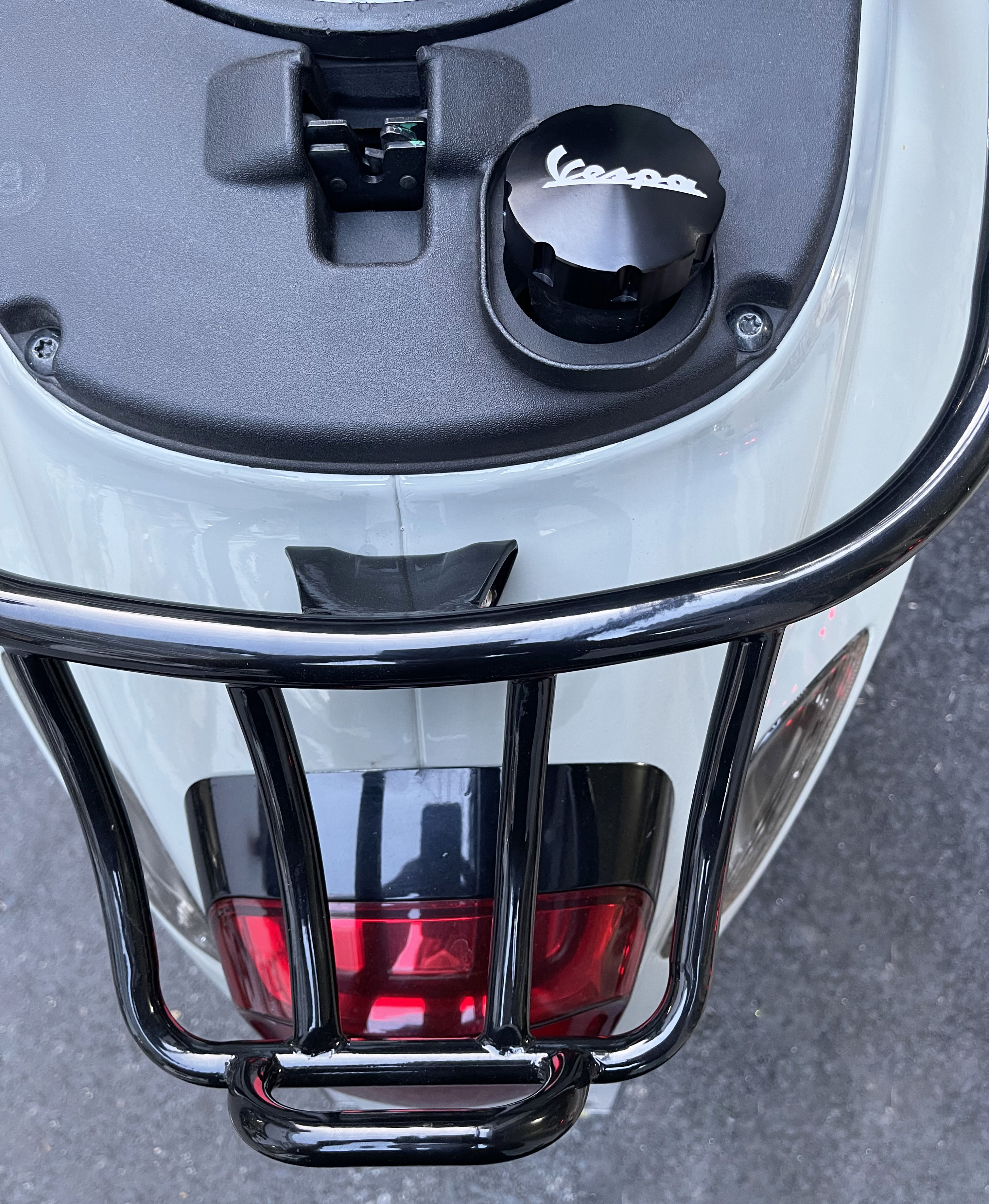 Nắp bình xăng cho các xe Piagio Vespa