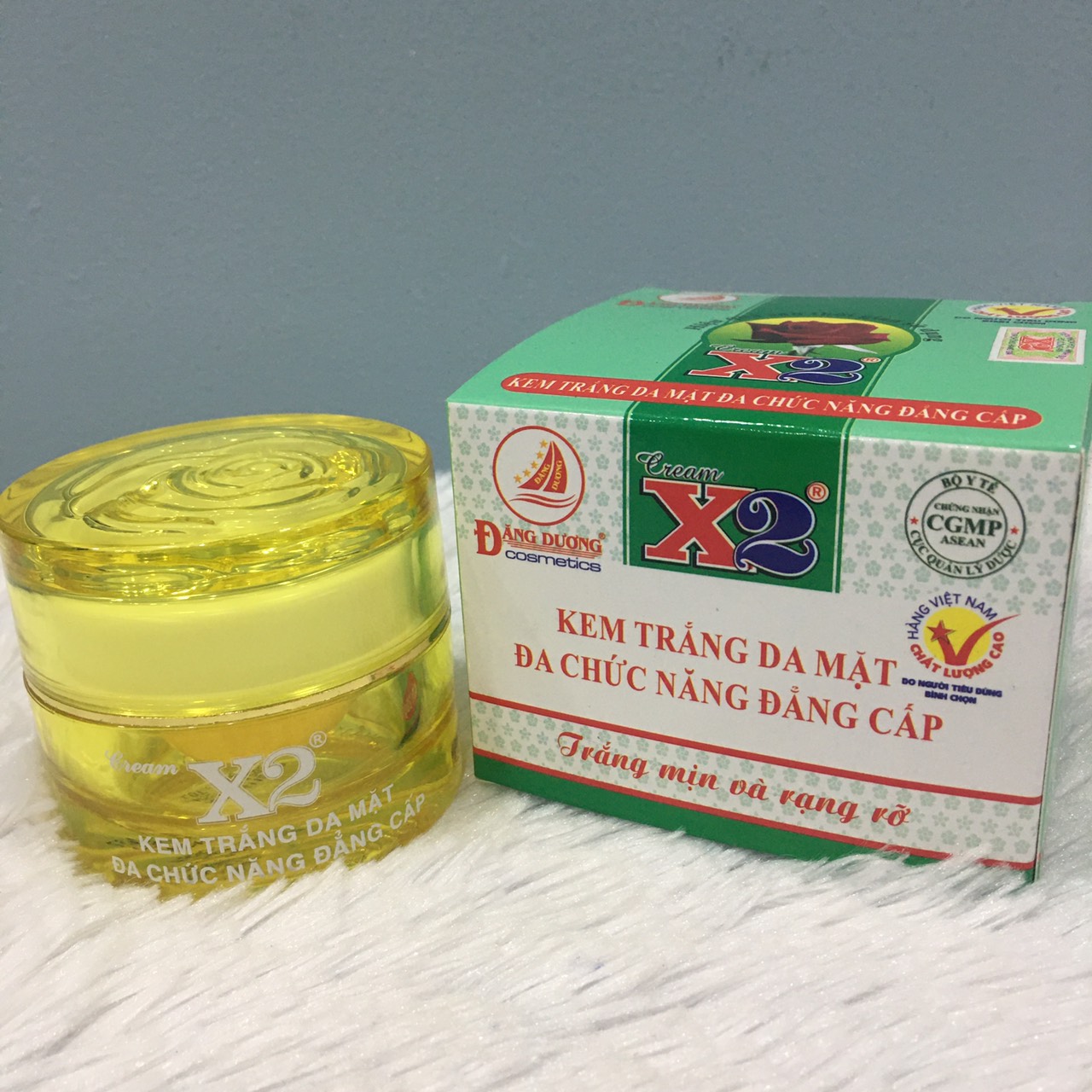 Kem trắng da mặt đa chức năng đẳng cấp 20g X2