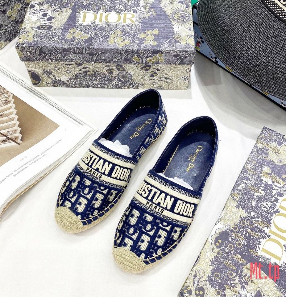 Giày Slipon nữ về đủ size full màu mẫu
