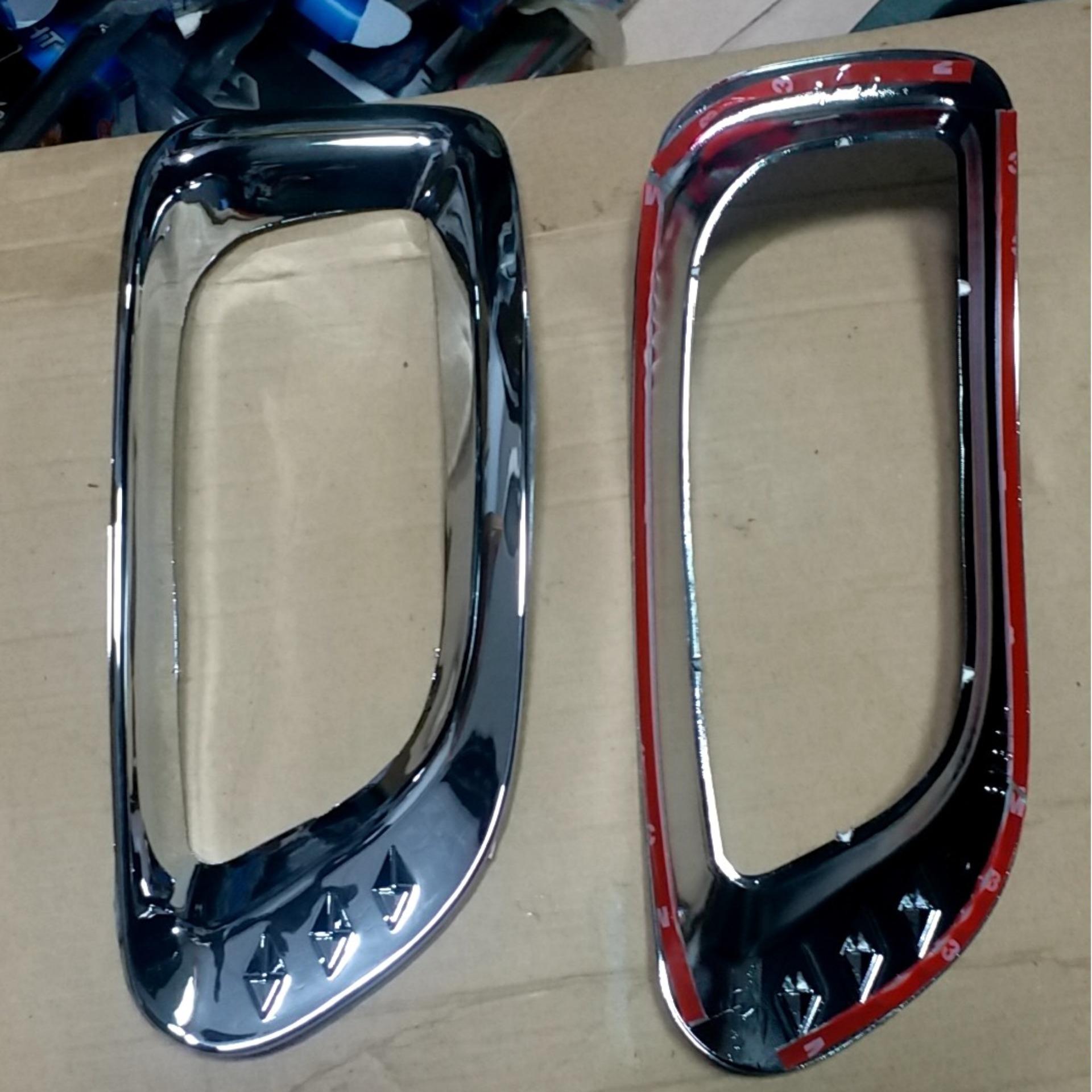 Ốp viền đèn gầm xe INNOVA 2009-2011