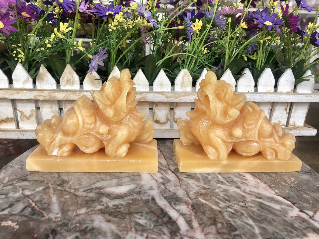 Cặp Tỳ Hưu phong thủy tài lộc đá ngọc hoàng long có đế - Dài 12 cm