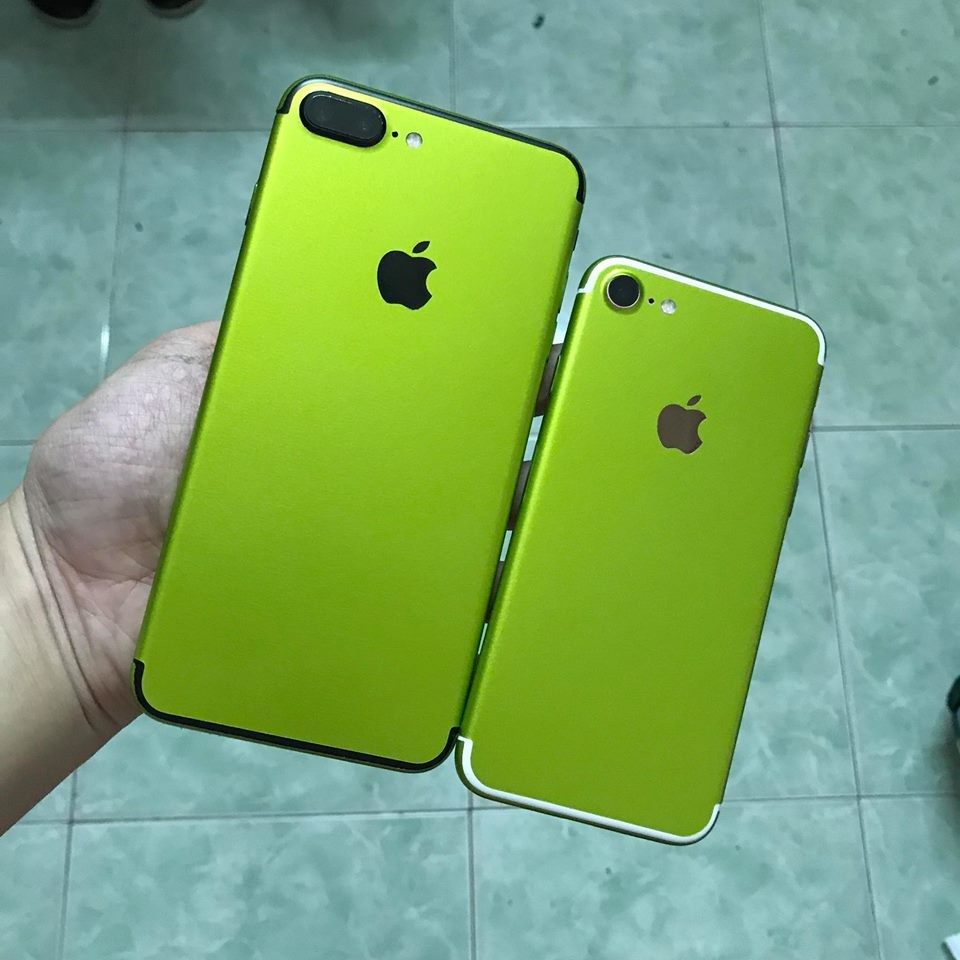 Dán Skin cho iPhone 8 Plus màu xanh chuối