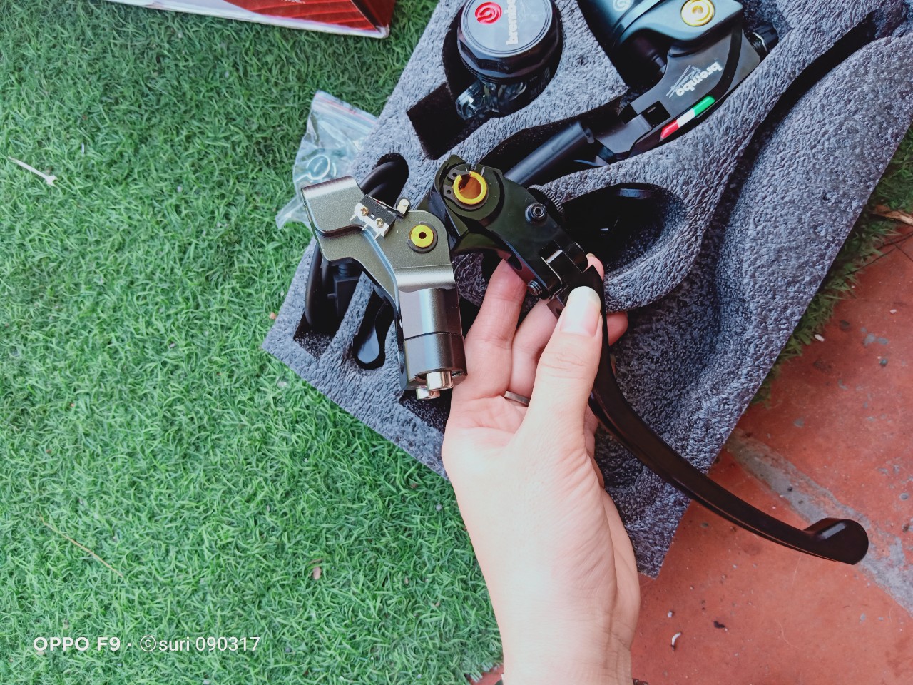 Tay thắng brembo 1 cặp full phụ kiện