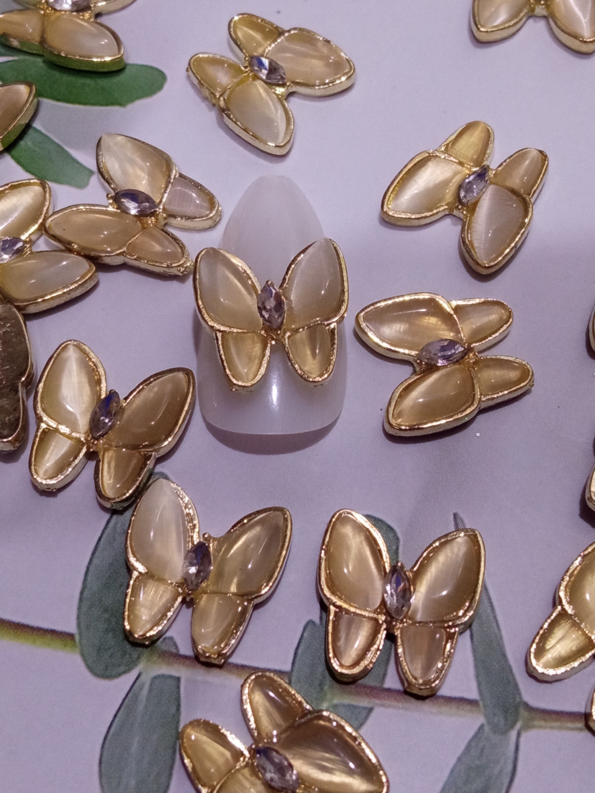 [HCM]CHARM BƯỚM ĐÁ TRANG TRÍ NAIL