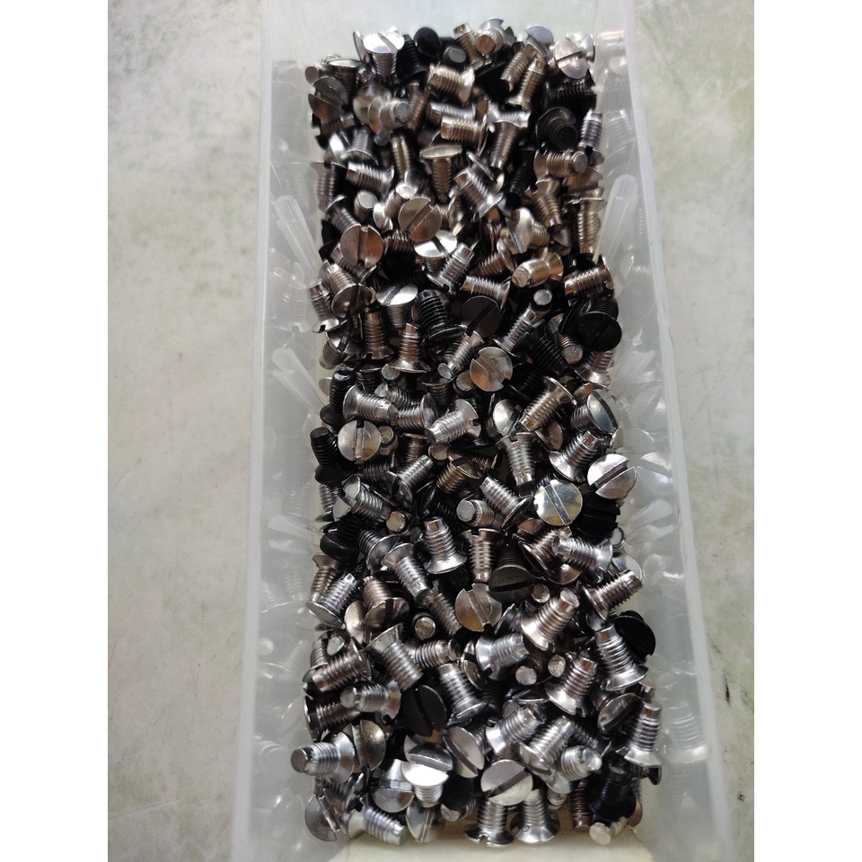 ốc bắt mặt nguyệt máy may và máy cào bơi