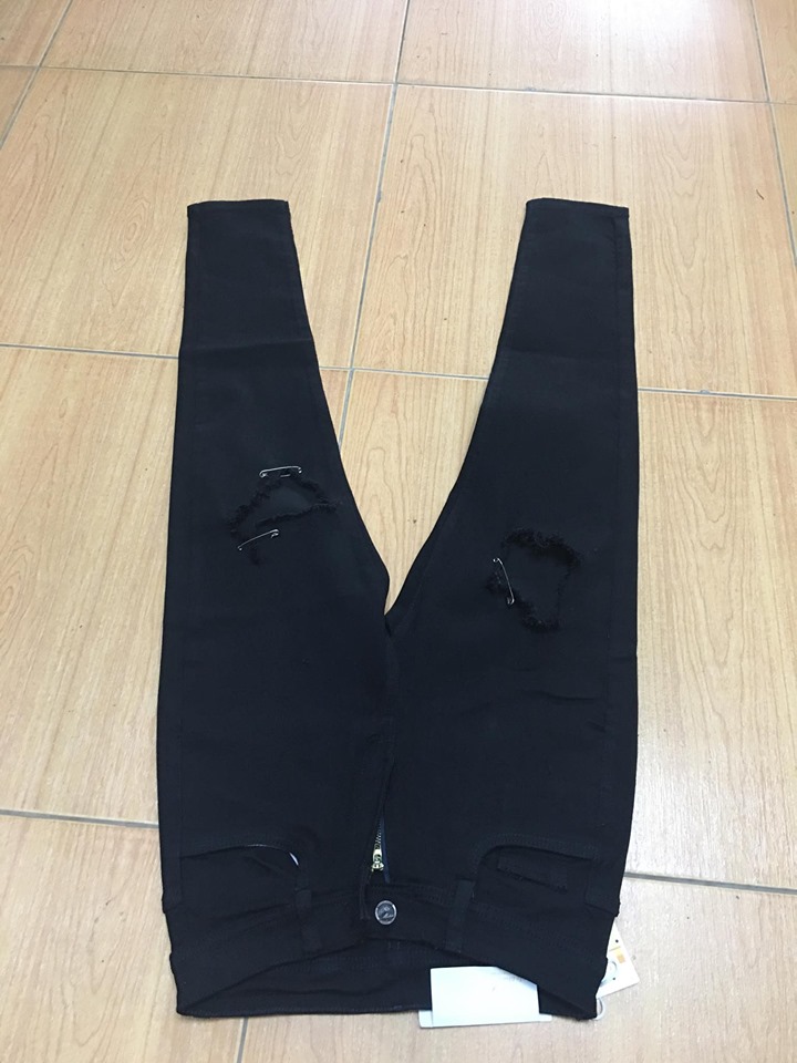 Quần jean nữ rách đùi kiểu