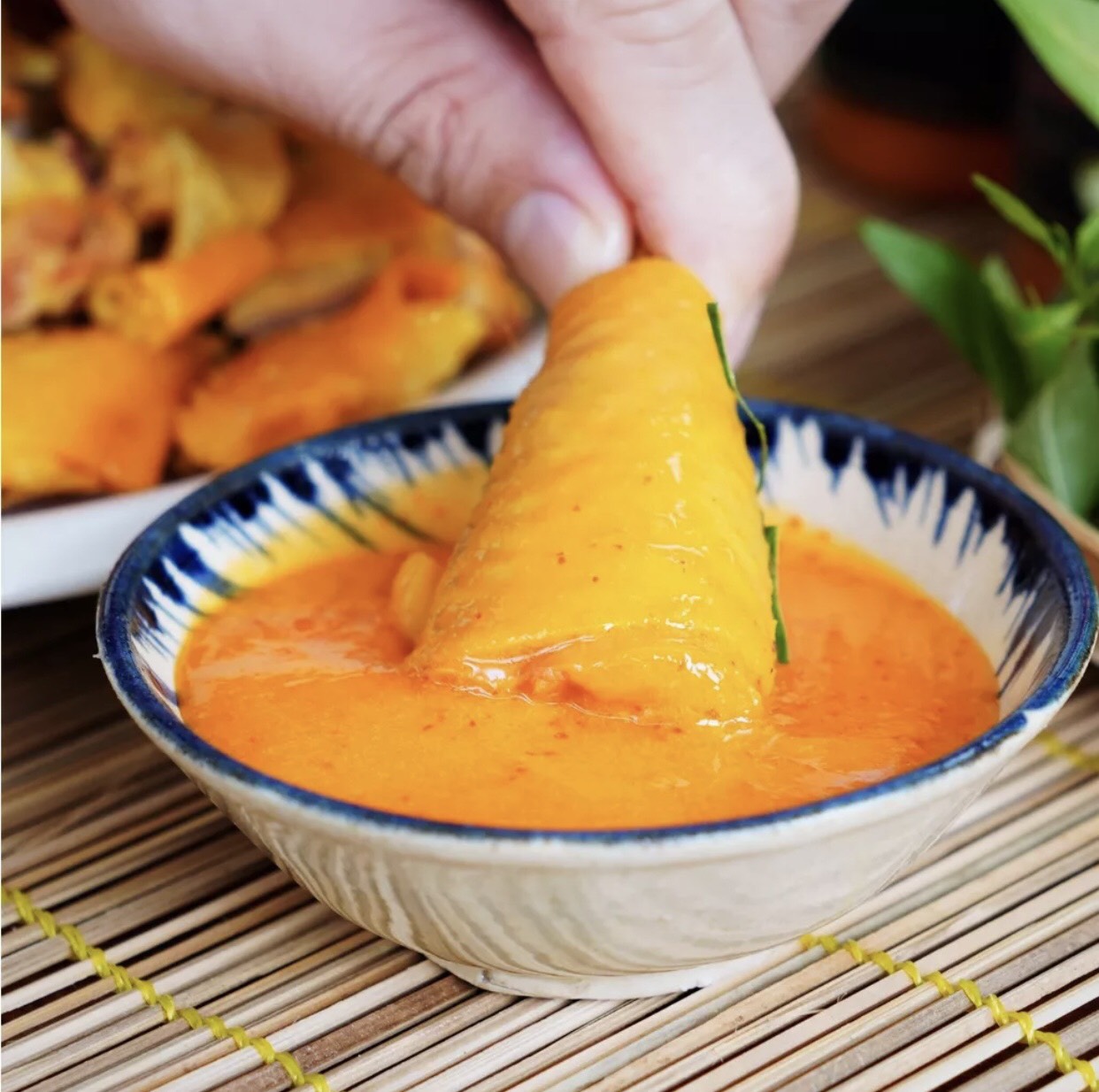 Muối Chanh Ớt Đỏ Thích Cay - Nước sốt chấm đỏ