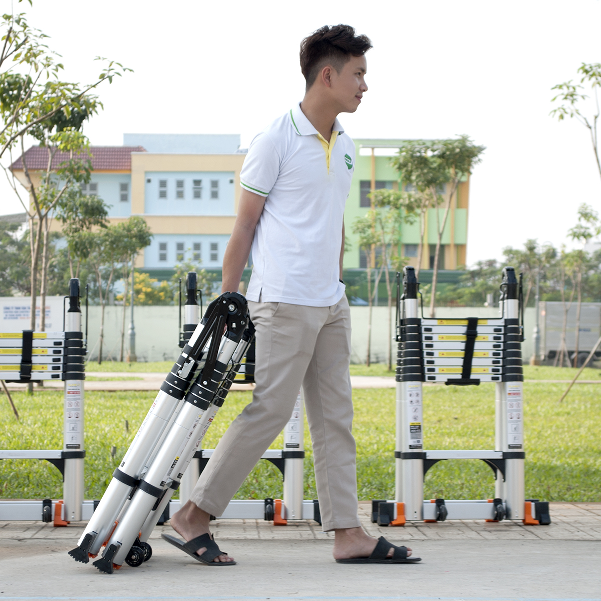 THANG NHÔM RÚT ĐÔI SUMIKA SK440D ( 2.2M+2.2M)