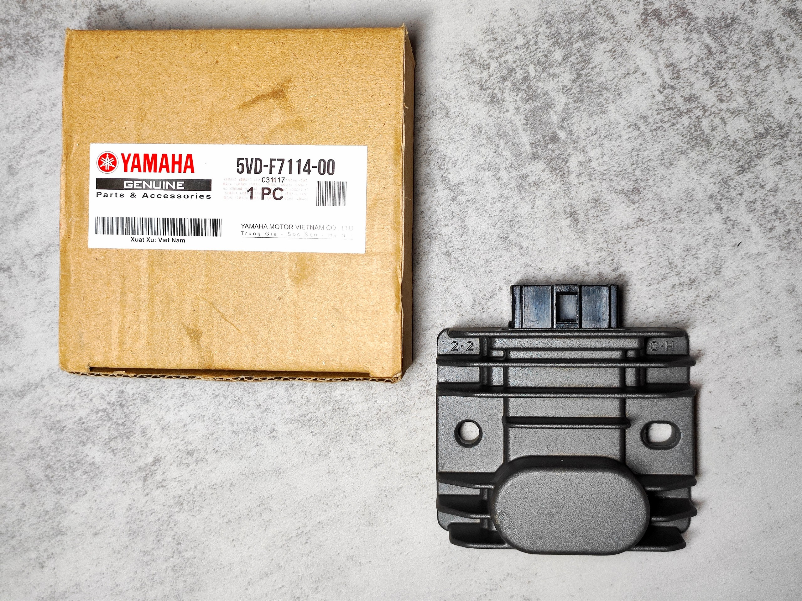 Sạc xe máy Yamaha Exciter loại 1