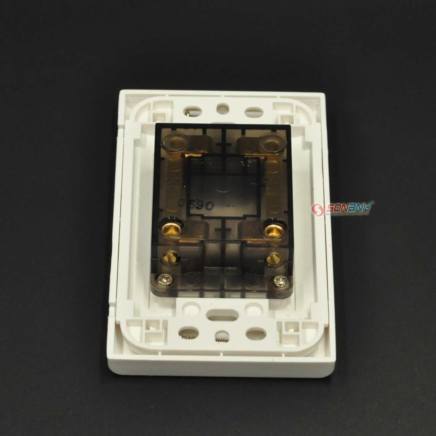 [HCM]Ổ CÁM 3 SINO S18U3