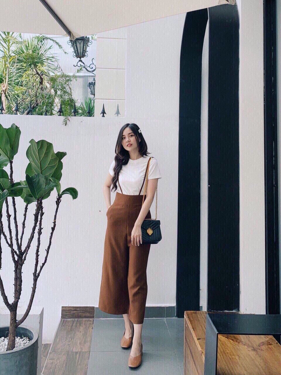 [HCM]Set yếm quần dài ống rộng áo thun tay con