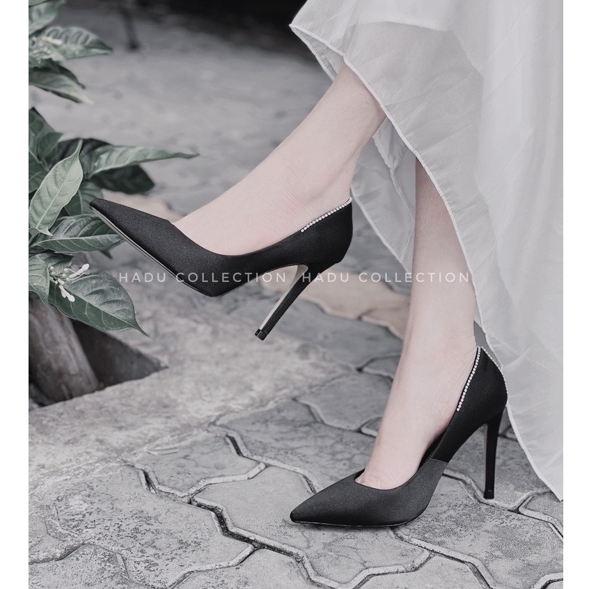 Dép cao gót đính đá mũi nhọn 9cm Gemstone Shadow HADU L946 - Bảo hành 24 tháng