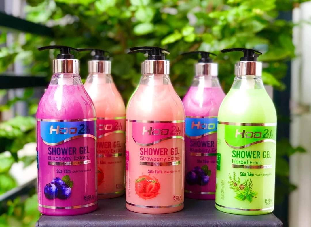 SỮA TẮM SHOWER GEL HOO24H ( CHIẾT XUẤT THẢO MỘC, DÂU TÂY, VIỆT QUẤT)