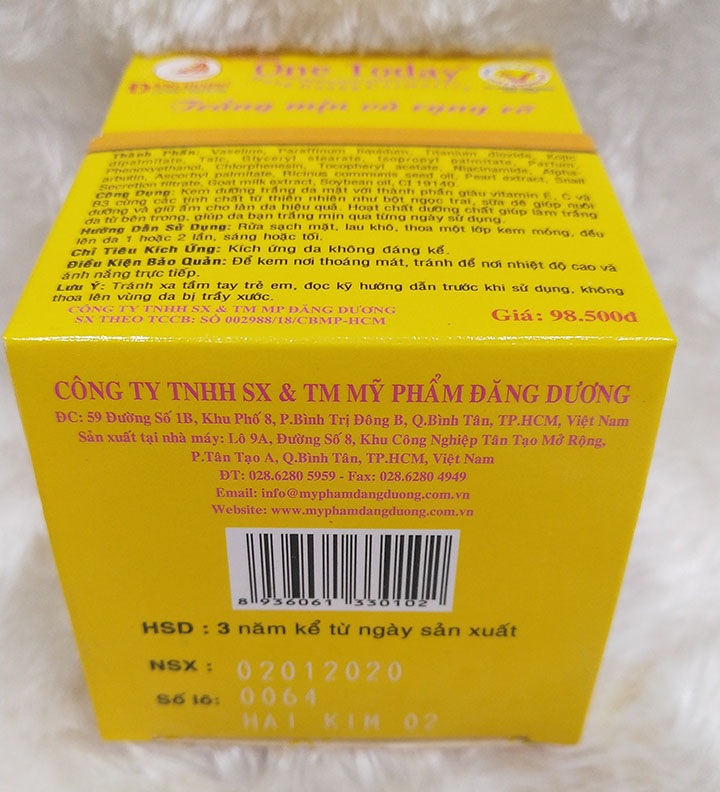Kem dưỡng trắng da mặt ốc sên One Today 8g