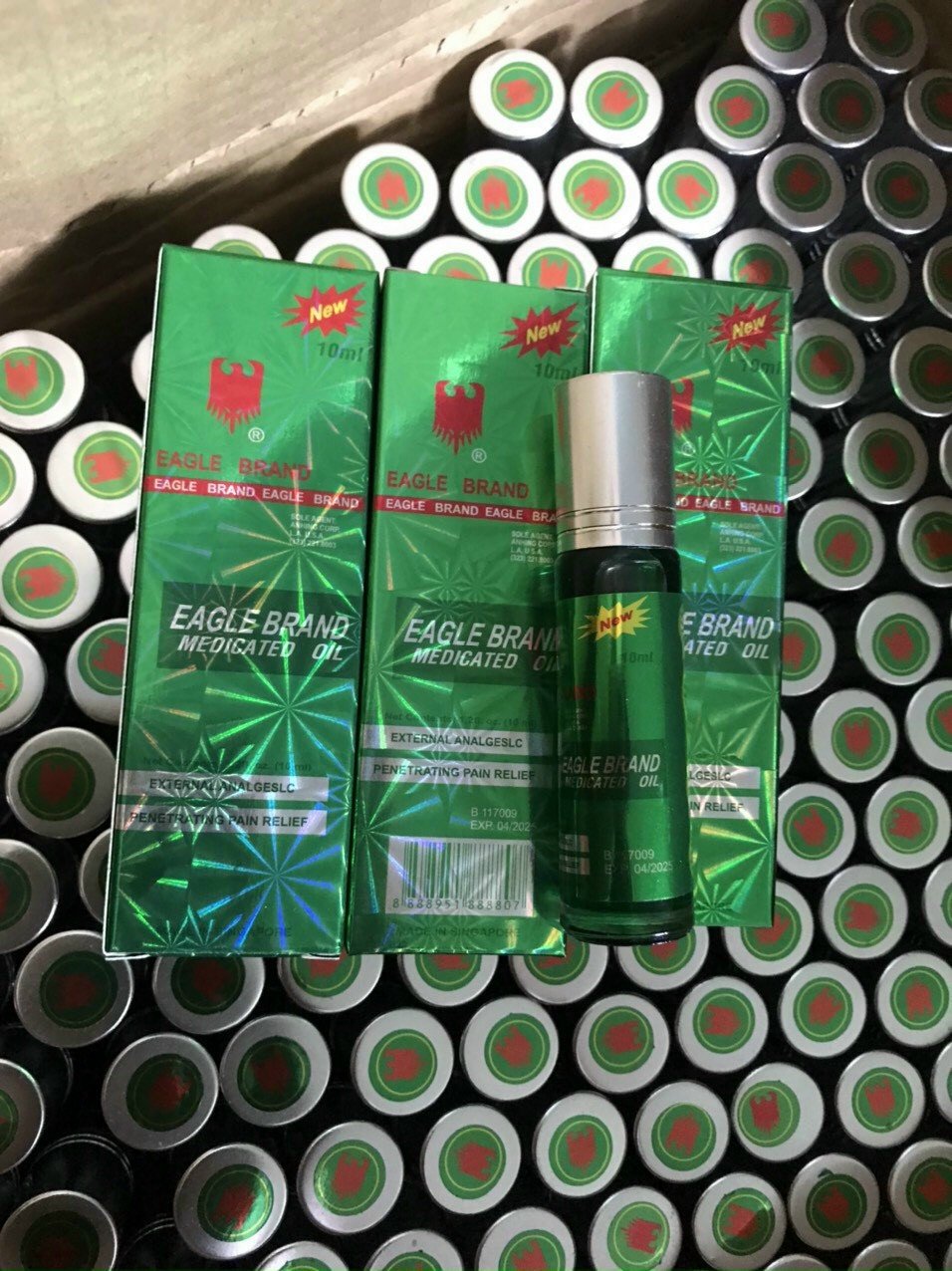 Dầu Gió Singapore Dạng Lăn 10ml