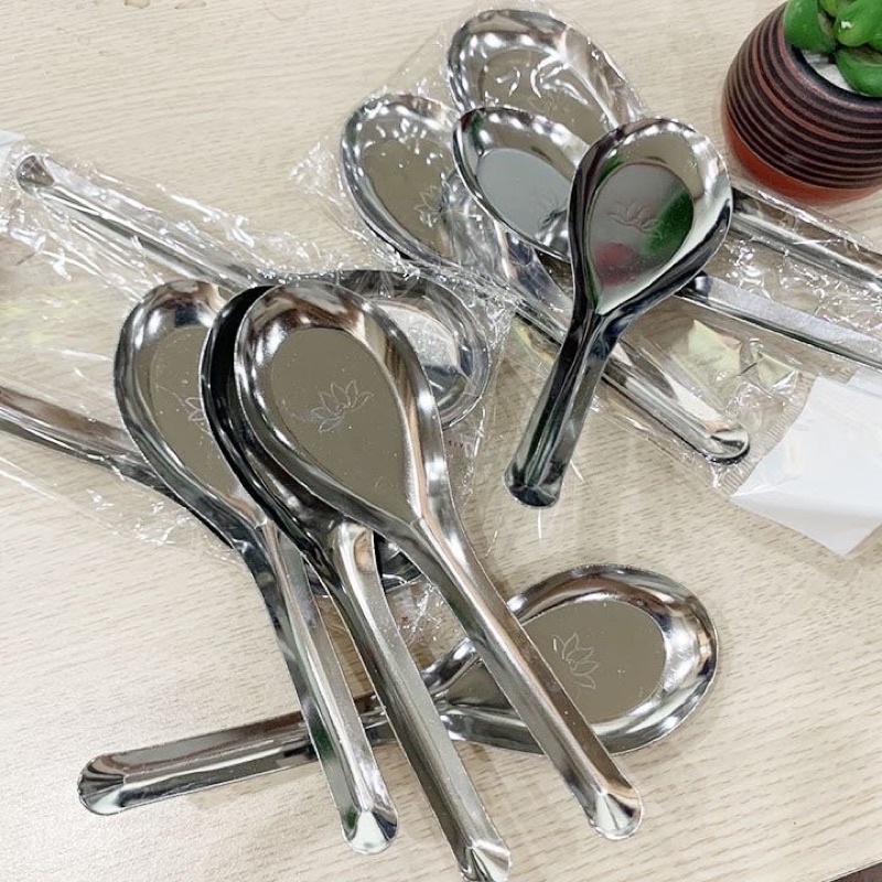 Thìa phở inox hoa sen - Thìa inox dài 15cm