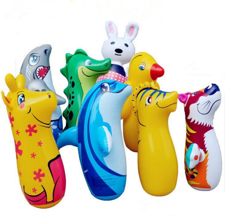Lật đật bơm hơi nhiều hình cho bé 97x61cm