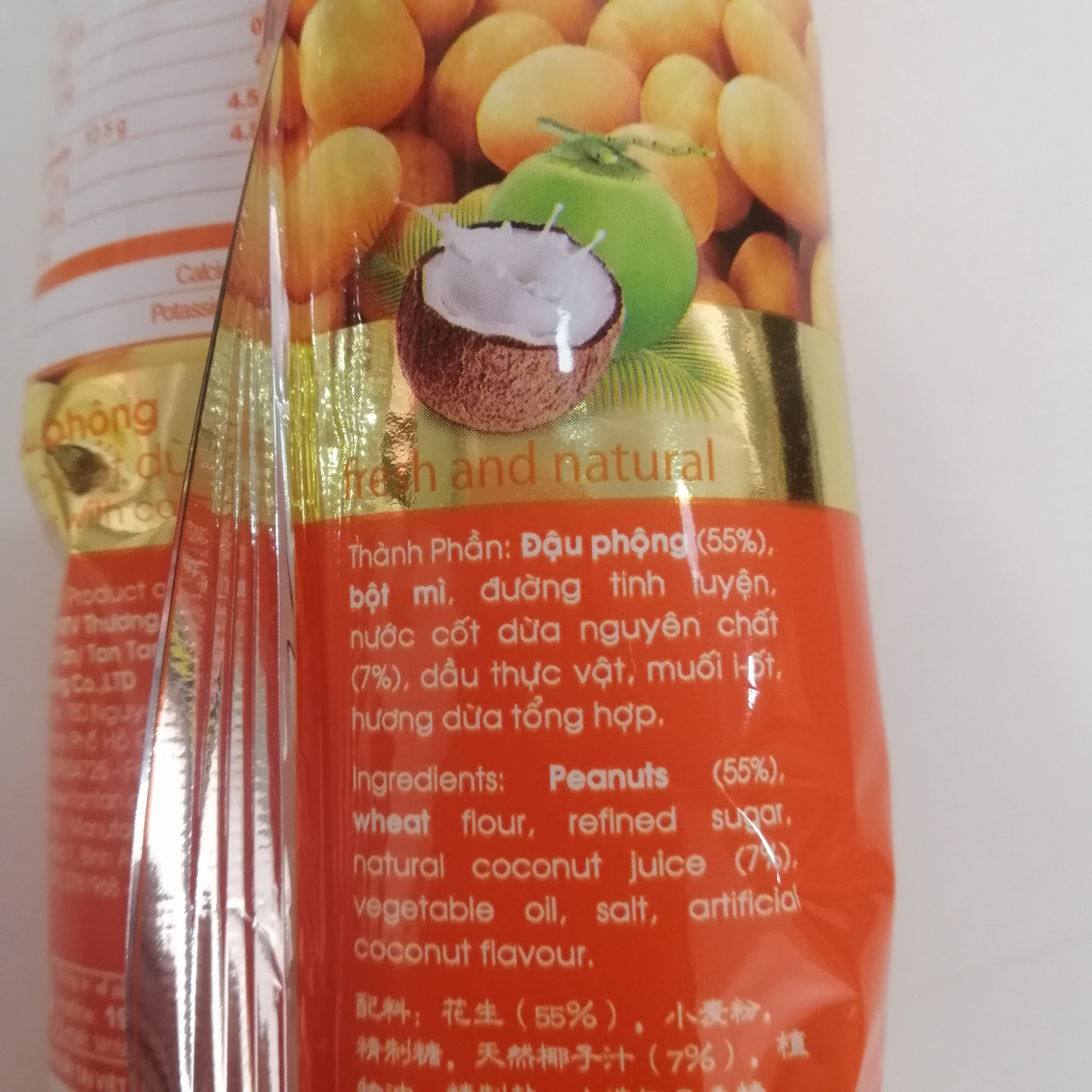 Đậu Phộng Nước Cốt Dừa Tân Tân LỚN Peanuts With Coconut (Lốc 10 gói x 24g)