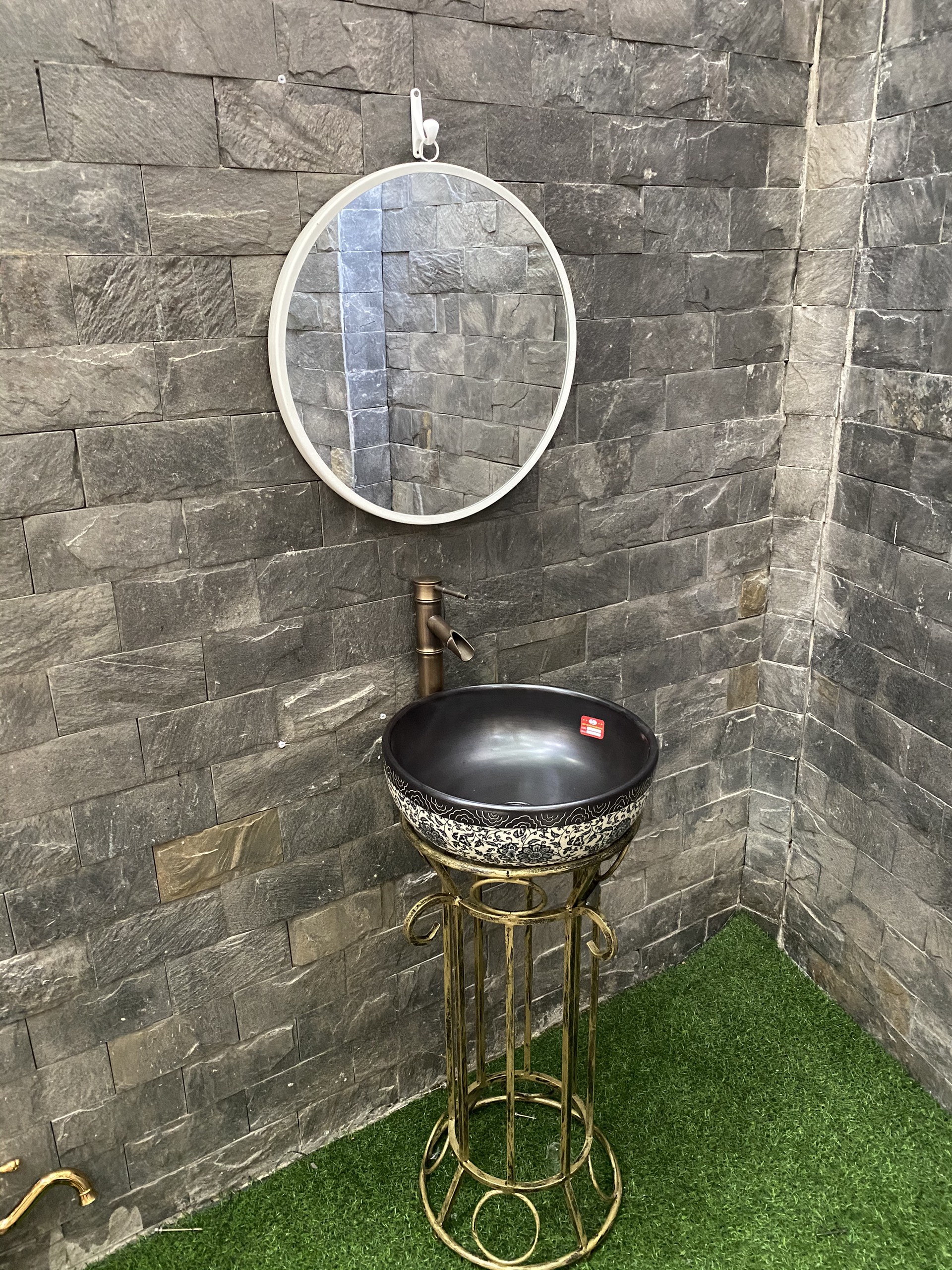 kệ để lavabo - kệ sắt mỹ thuật