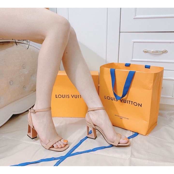 Sandal nữ 7p gót khuyết da bóng siêu đẹp