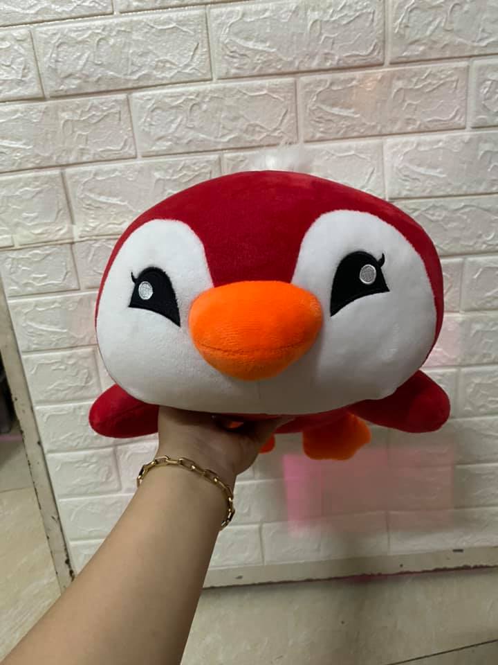 Gối ôm chim cánh cụt cho bé quà Growplus Vinamilk