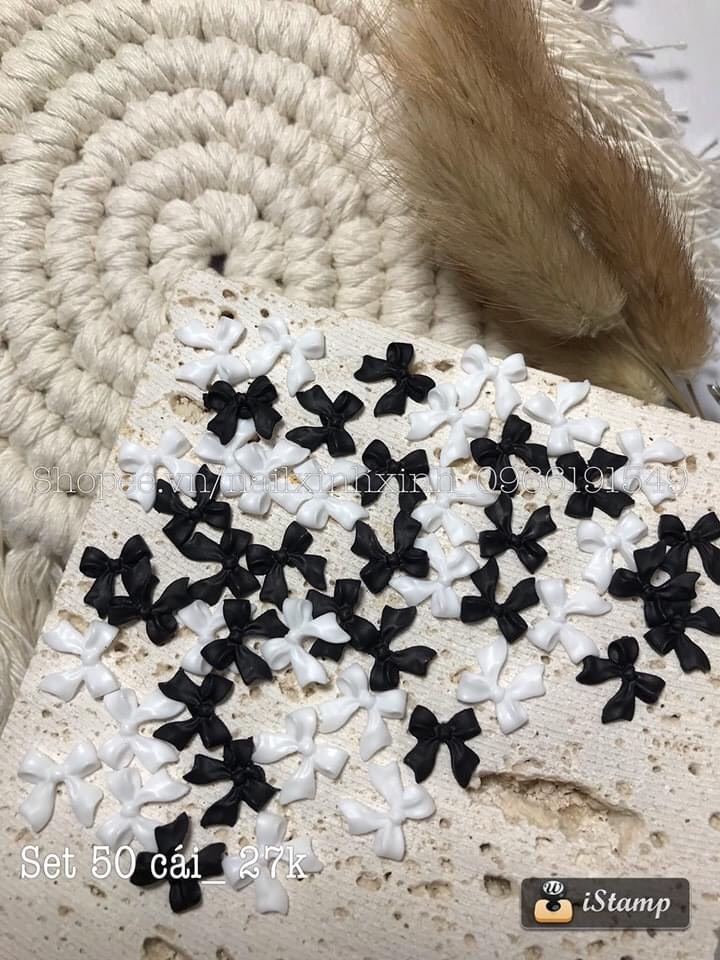 SET NƠ TRANG TRÍ MÓNG 40 CÁI MIX MÀU ĐEN TRẮNG