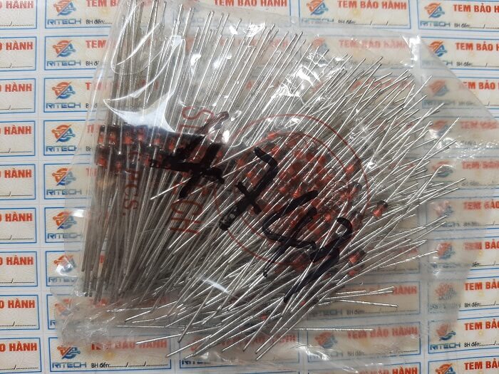Combo 50 chiếc 1n4743a, 1n4743 diode zenner 13v 1w