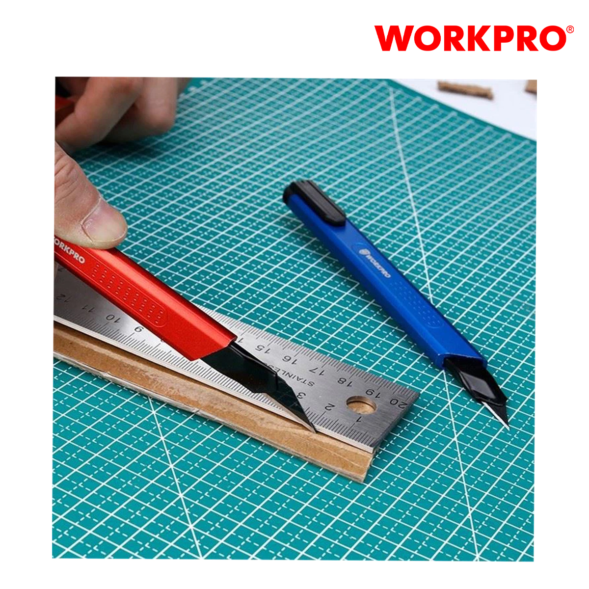 Dao rọc giấy bằng nhôm, chiều rộng lưỡi dao 9mm Workpro - WP212012