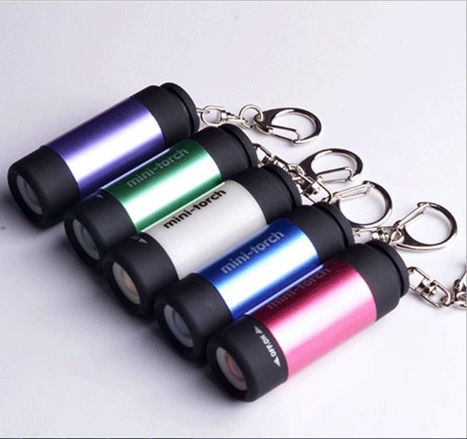 Đèn pin siêu mini kiêm móc khóa ( SẠC CỔNG USB )