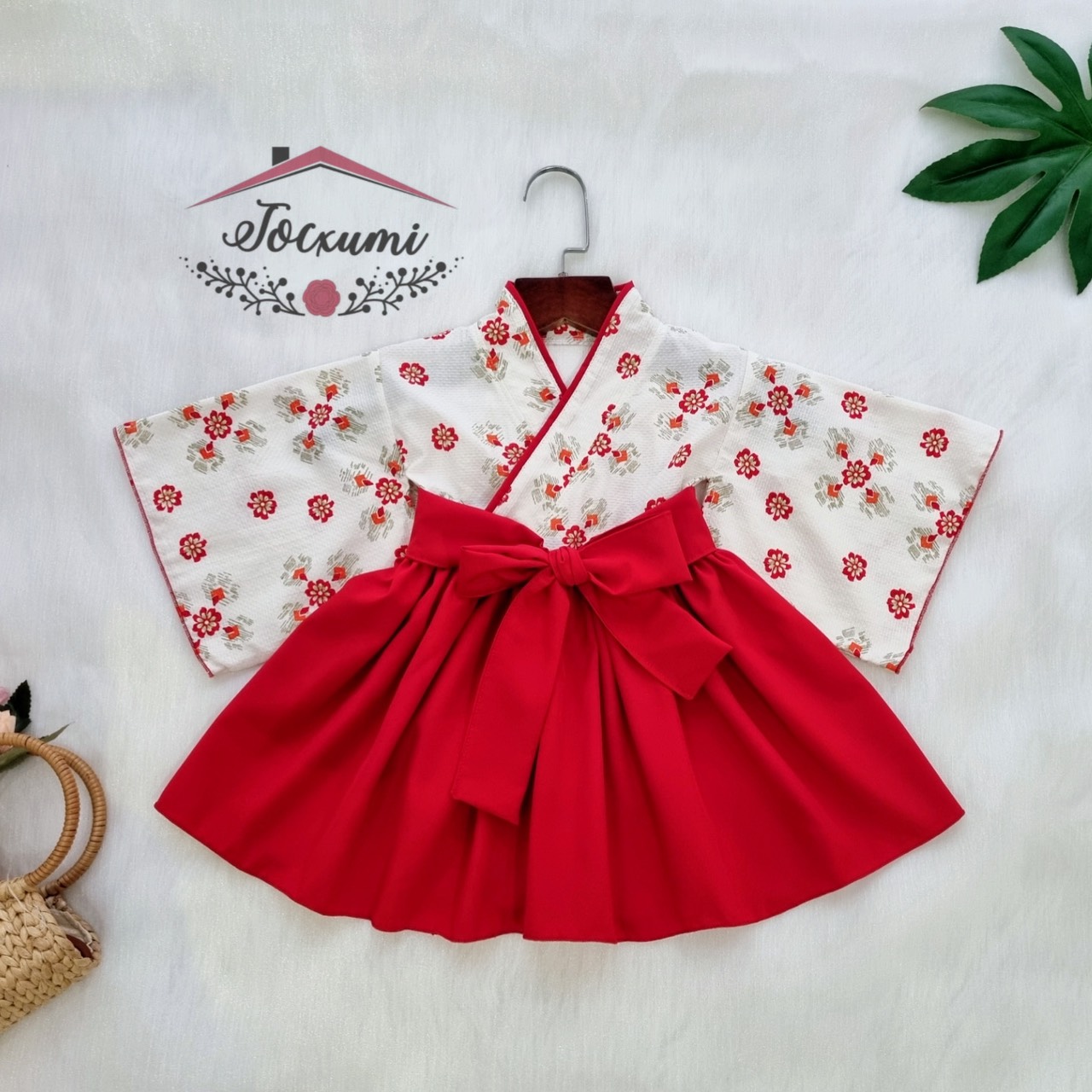 [THIẾT KẾ] KIMONO HOA ĐỎ CÁCH TÂN CHO BÉ YÊU [HÀNG ĐẸP] - Tocxumi