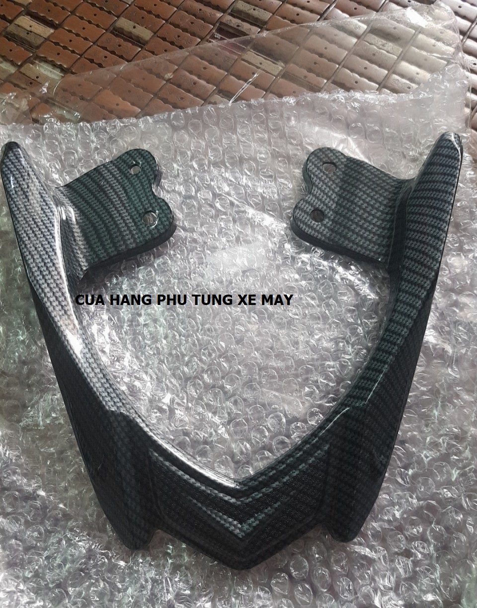 Ốp cảng sau EX 150 cacbon