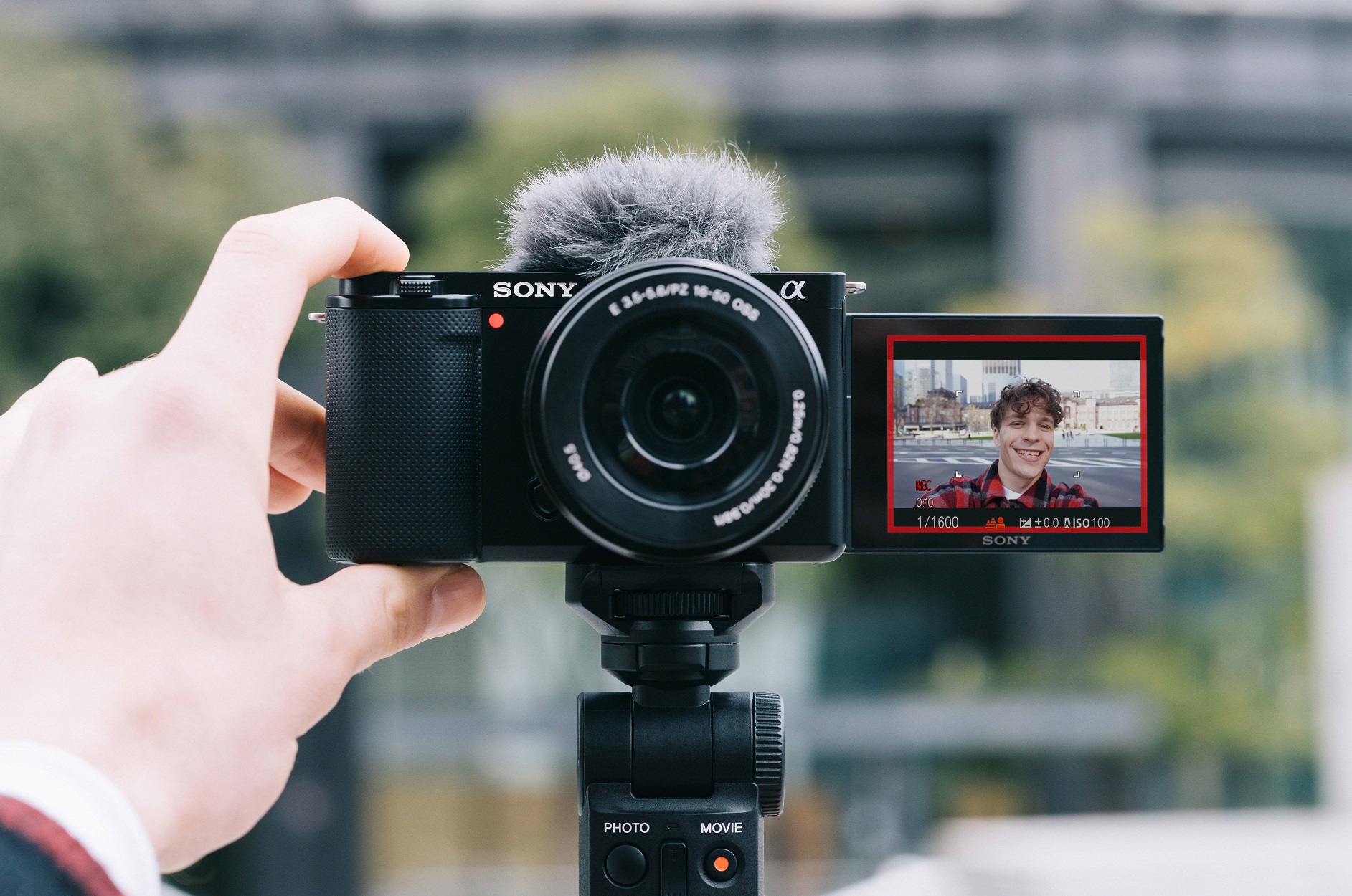 [FreeshipMAX] Máy ảnh VLOG Sony ZV-E10 kit - BH 12 THÁNG