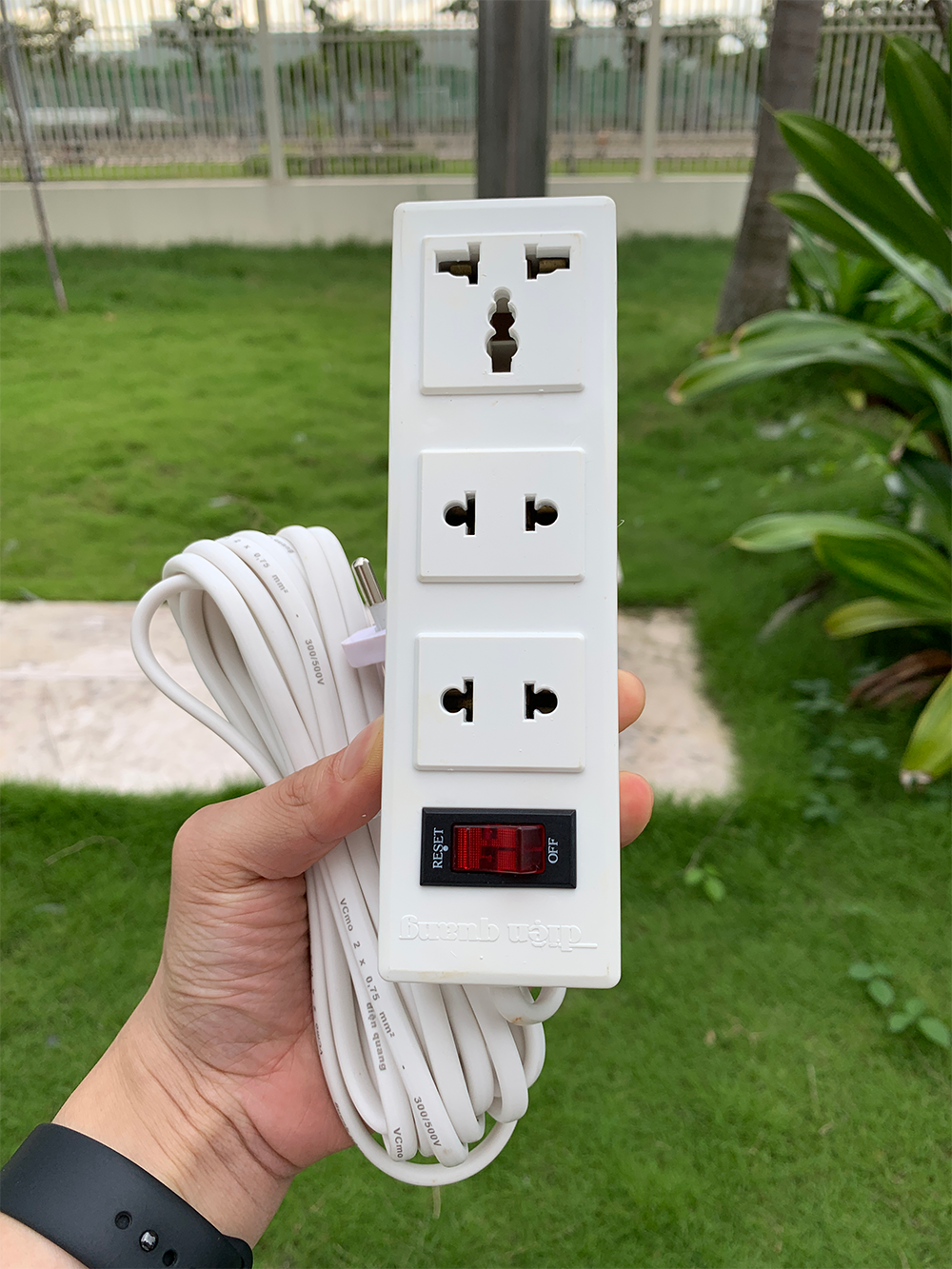 [Chính Hãng] Ổ cắm Điện Quang 3 lỗ dây 2M/5M