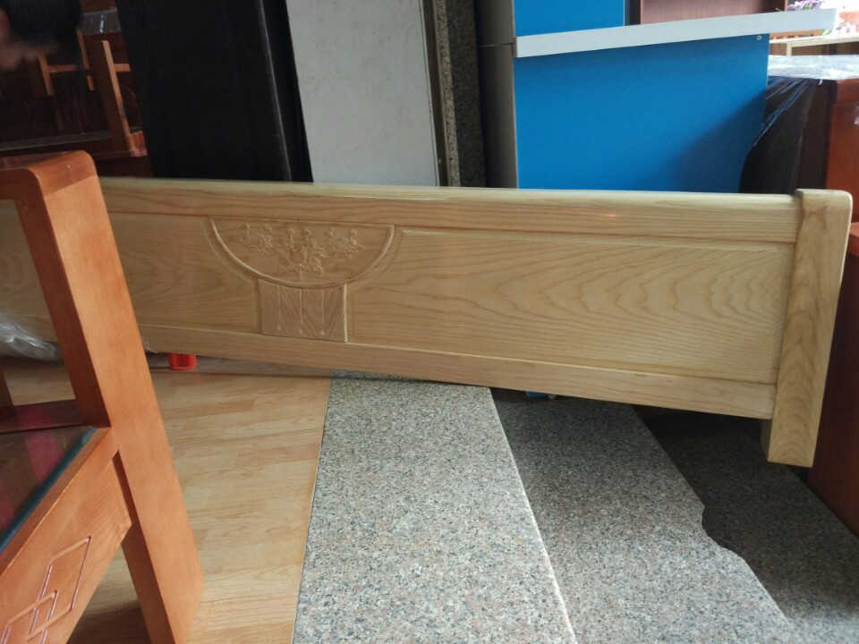 Giường Gỗ Sồi Nga