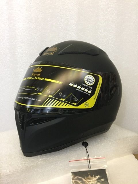 [HCM]Nón bảo hiểm Royal M138B đen full