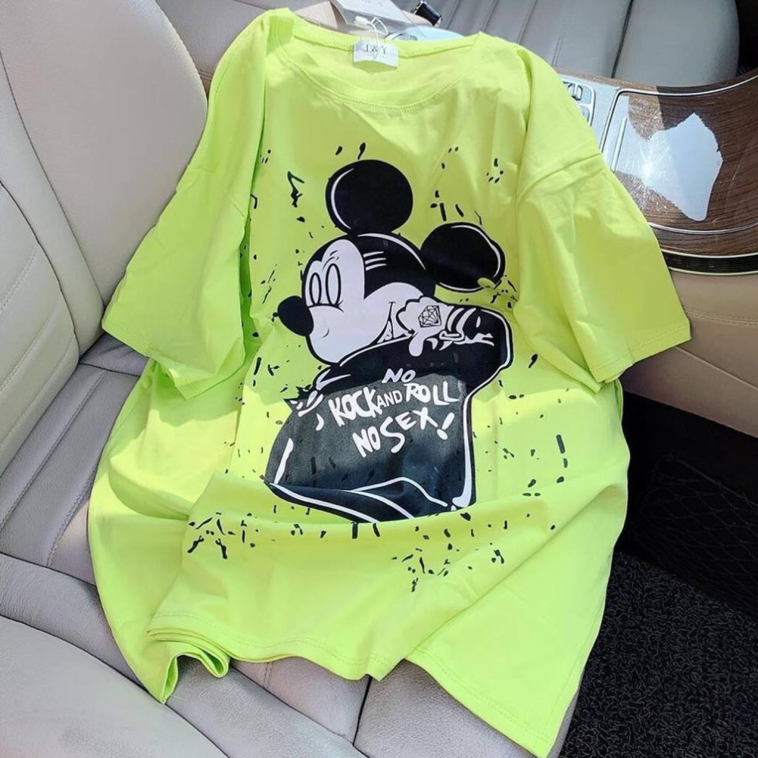 Áo phông nữ micky quay lưng hariqueen
