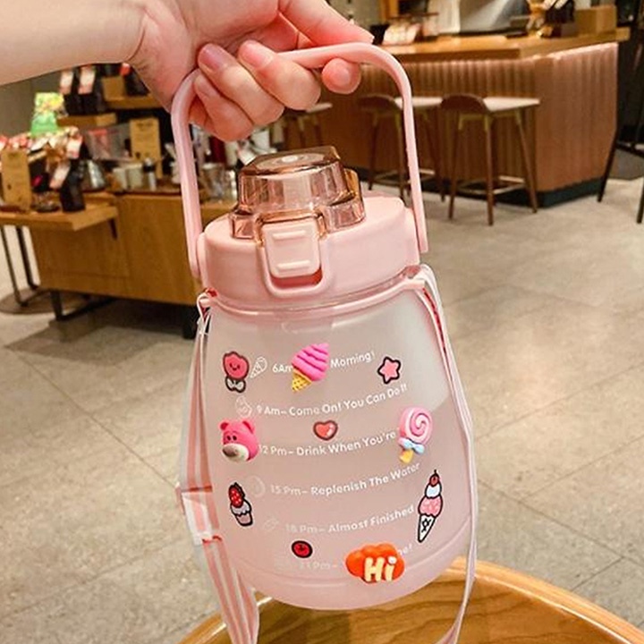 Bình Đựng Nước 1400ml Dễ Thương Có Vạch