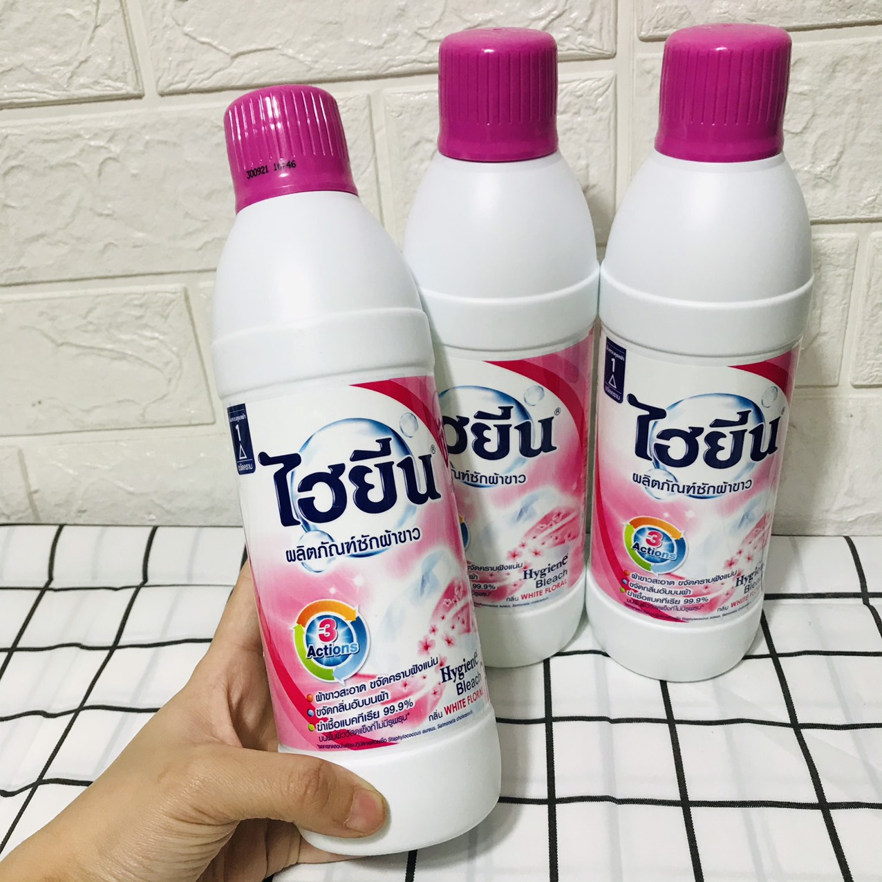 (600ML)  Nước Tẩy Quần Áo Trắng Hygiene Thái Lan