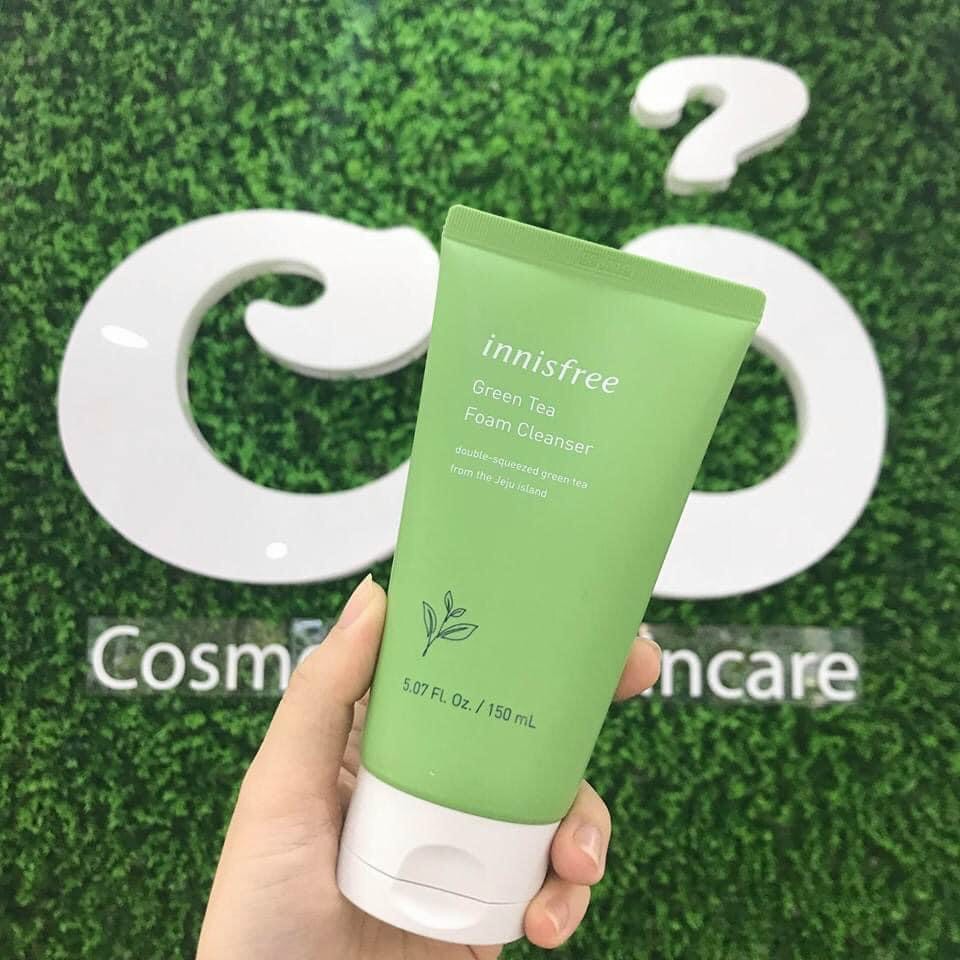 sữa rửa măt trà xanh innisfree.