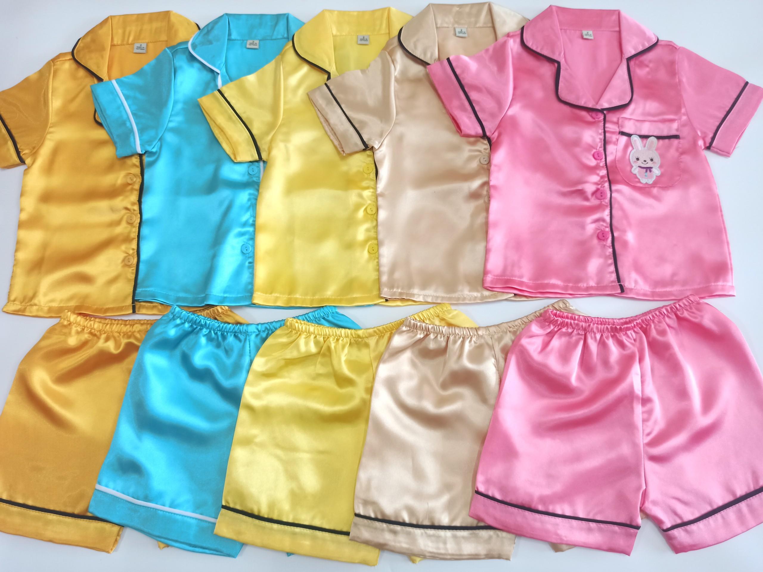 Bộ Quần Áo Pijama Chất Phi Lụa Bóng Cho Bé Trai Bé Gái
