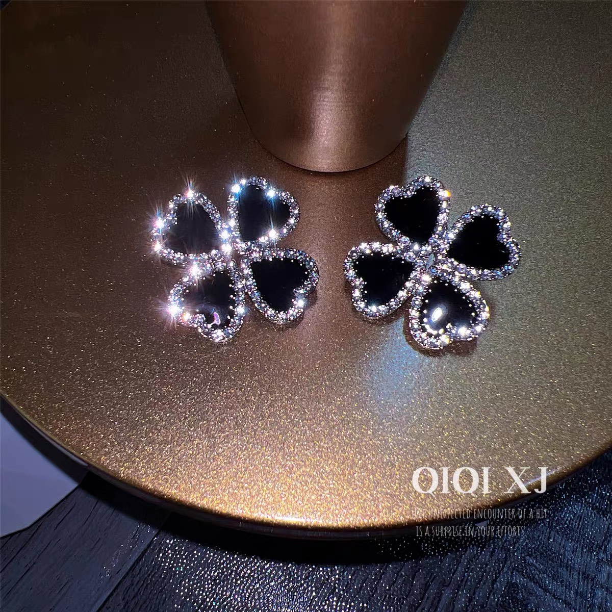 Dây chuyền, khuyên tai chocker hoa 4 lá đen