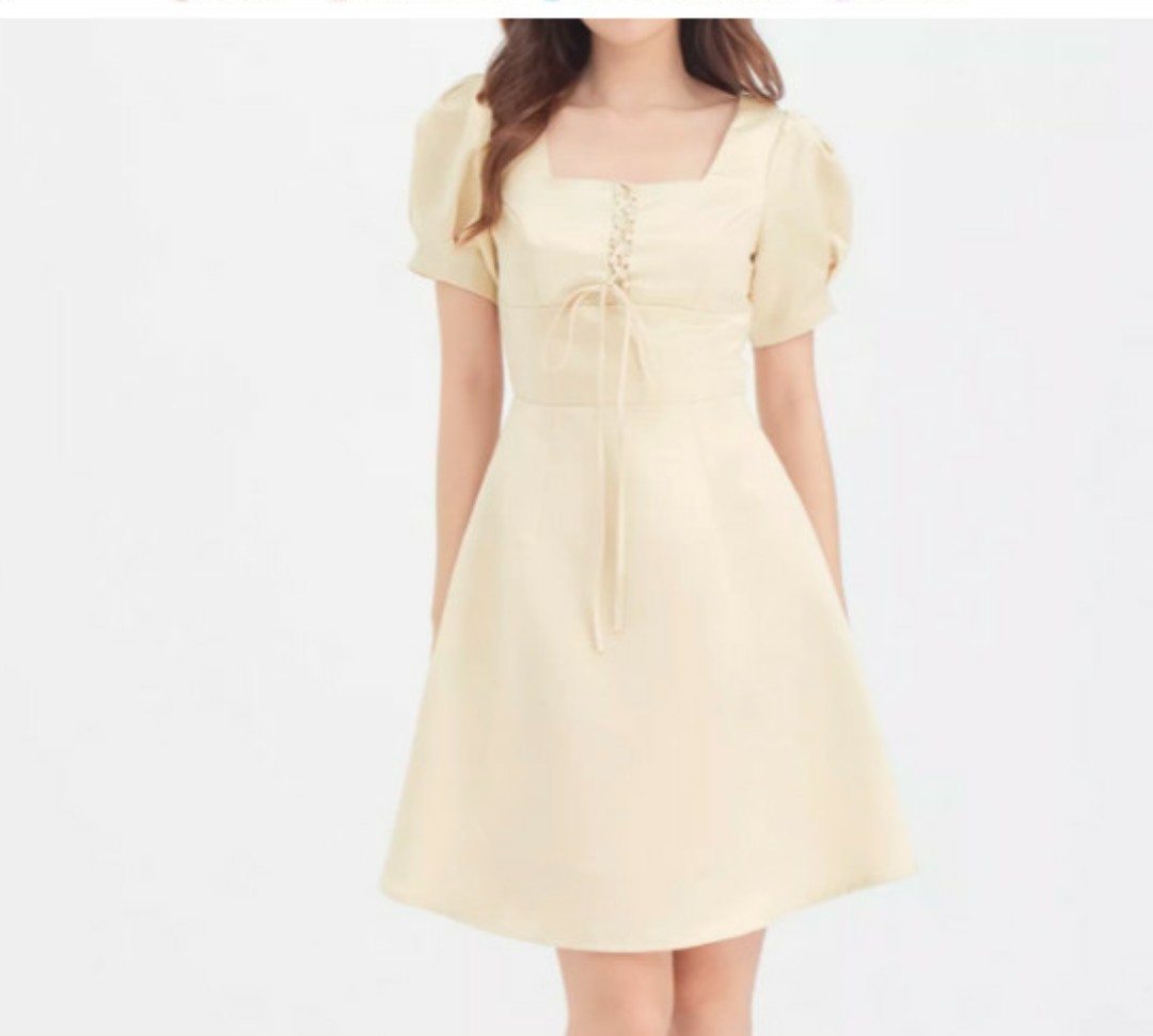 Đầm nữ cổ vuông đan dây GUMAC DB667 size XL