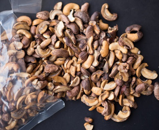 500g Hạt điều rang muối vỡ chuẩn Bình Phước ( có vỡ 2,3)