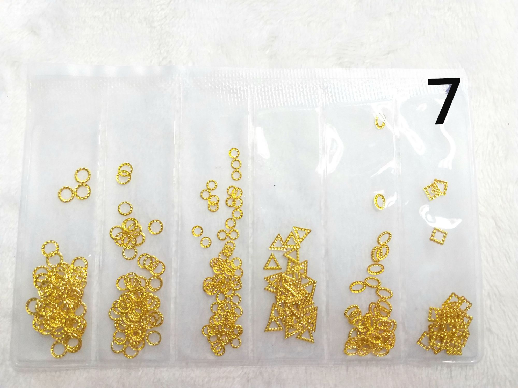 phụ kiện trang trí móng nghệ thuật