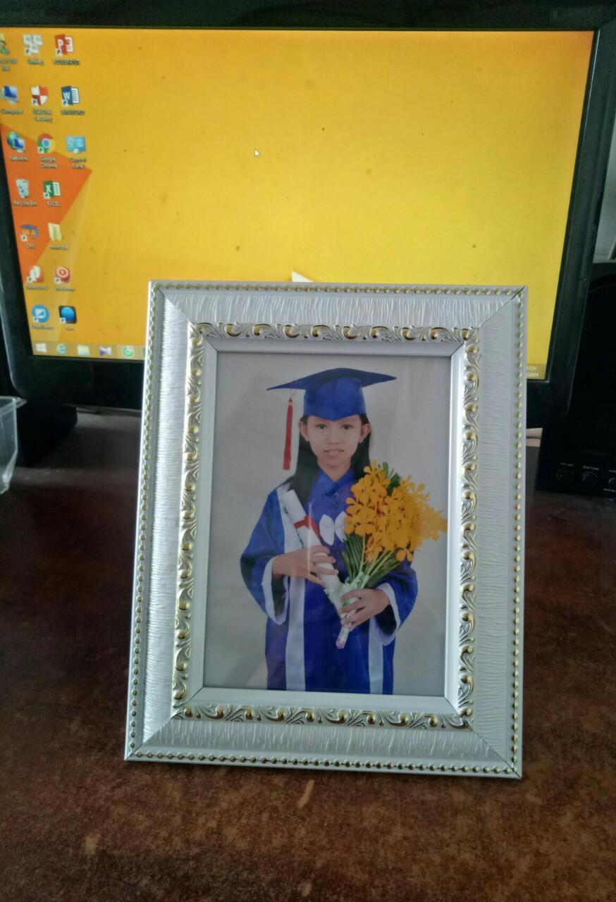 Khung hình để bàn cao cấp