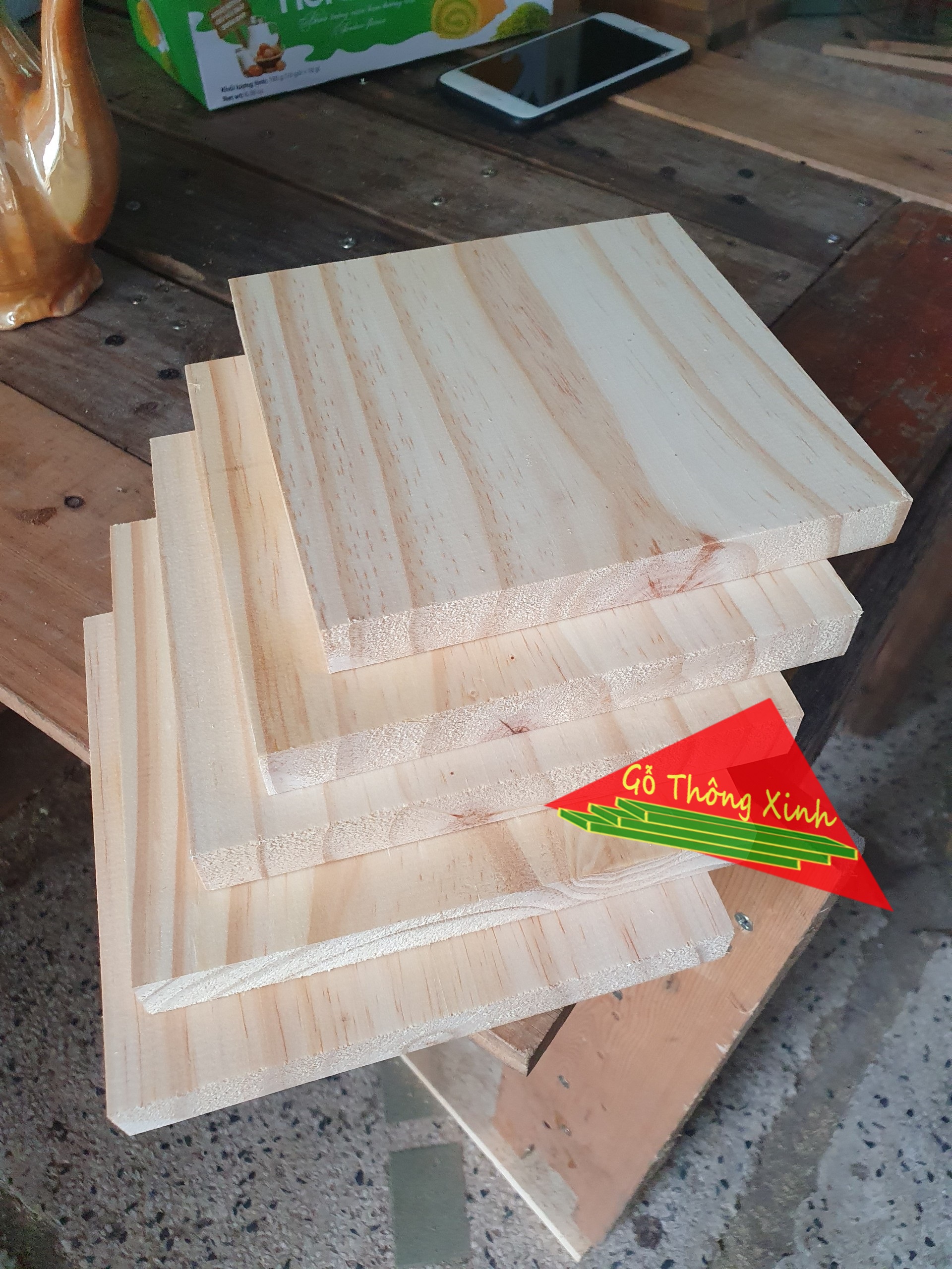[HCM]Combo 5 miếng gỗ thông vuông 14cm dày 1.3cm bào láng 4 mặt đẹp dùng làm mô hìnhdecorsử dụng được nhiều mục đích.