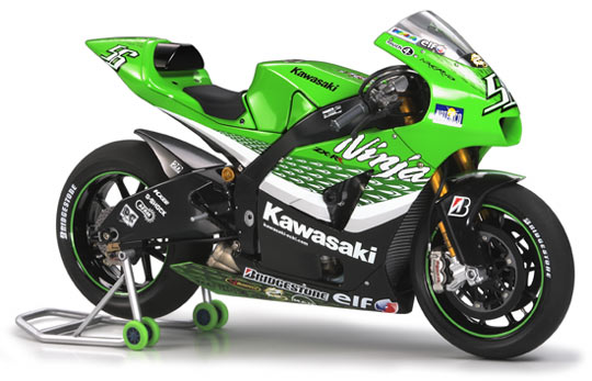 [HCM][TAMIYA] Mô hình xe Kawasaki Ninja ZX-RR
