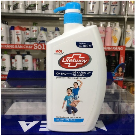 Sữa tắm kháng khuẩn Lifebuoy Mát lạnh sảng khoái chai 850g (833ml)
