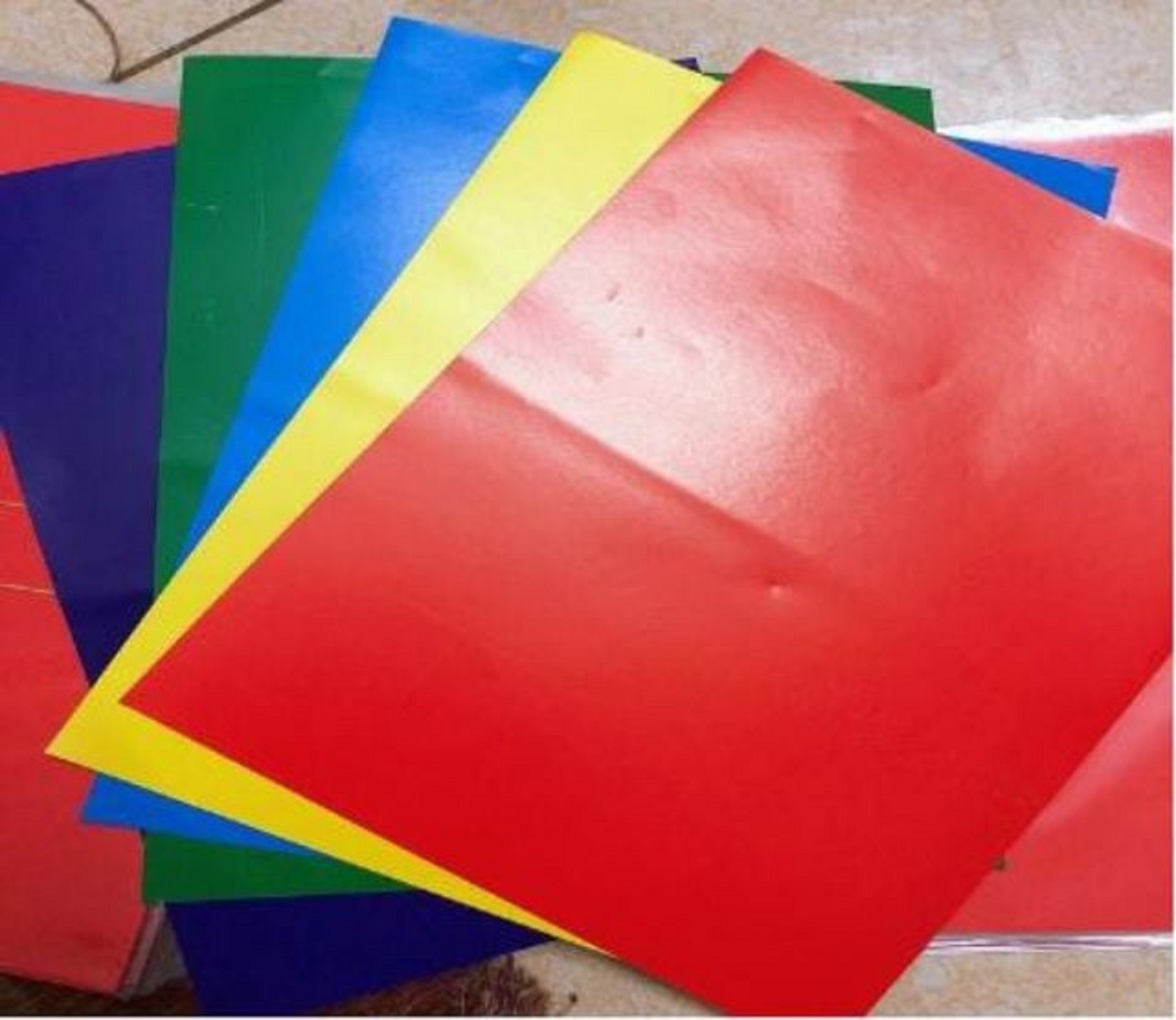 Combo 35 tờ Giấy màu thủ công (5 xấp mỗi xấp 7 tờ ) có kẻ ô ly